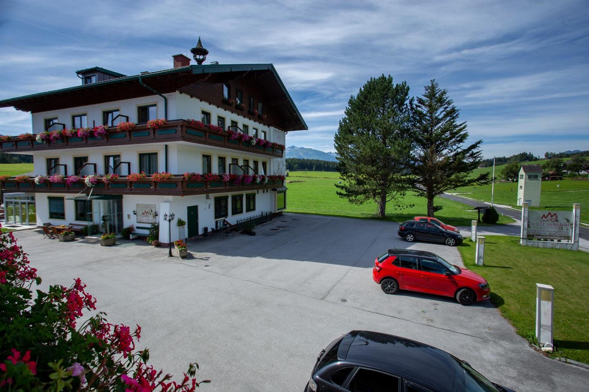 ホテル Berghof Mitterberg グレーブミング エクステリア 写真