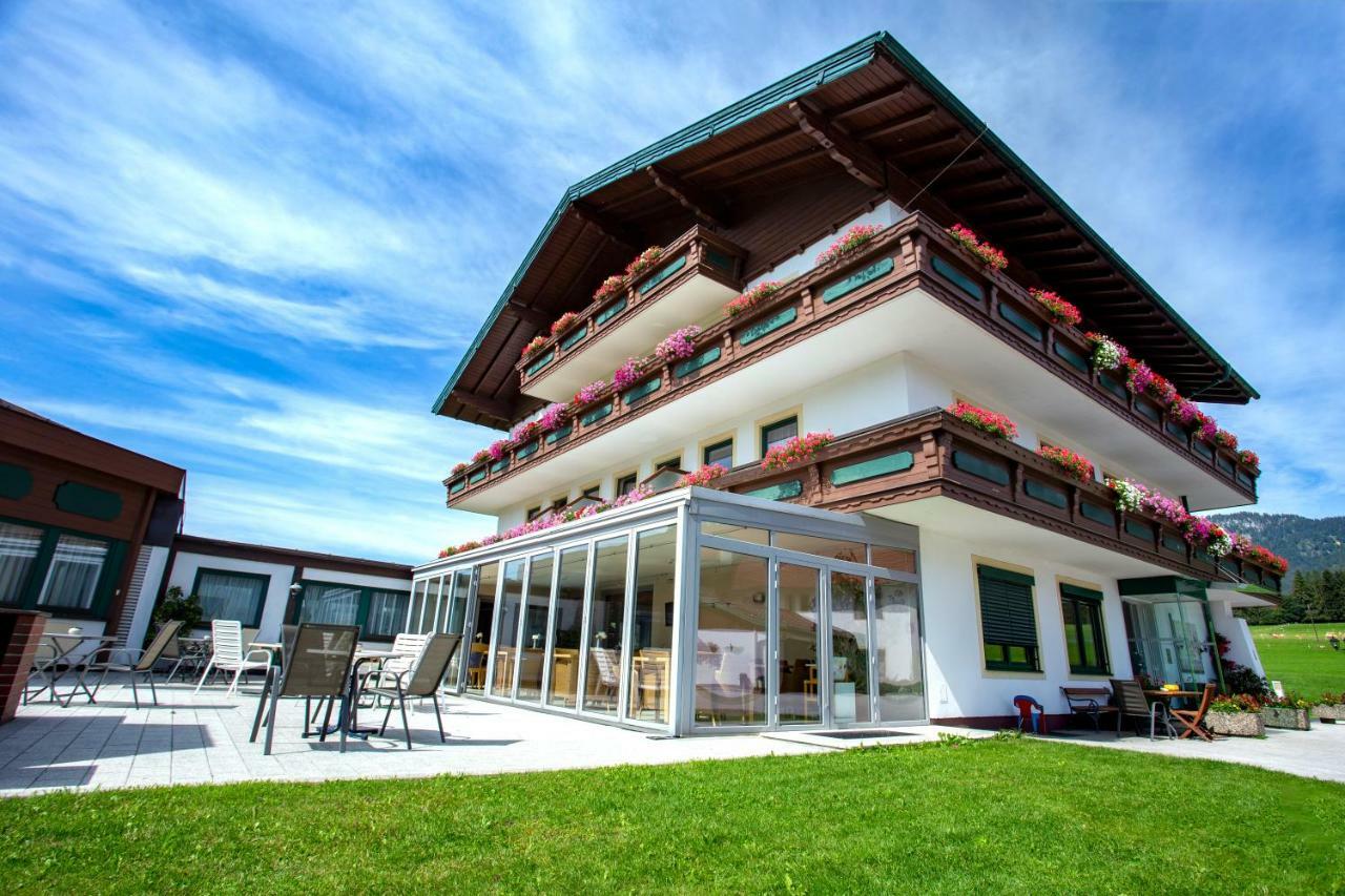 ホテル Berghof Mitterberg グレーブミング エクステリア 写真
